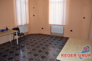 spatiu-comercial-casa-in-zona-ultracentrala-ploiesti-2