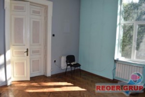 spatiu-comercial-casa-in-zona-ultracentrala-ploiesti-4