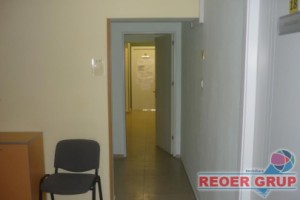 cantacuzino-stradal-spatiu-comercial-178-mp-pretab-cabinete-3