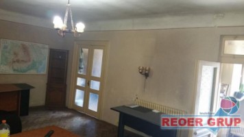 mbravu-zona-casa-3-cam-teren-157mp-la-55000-euro-1