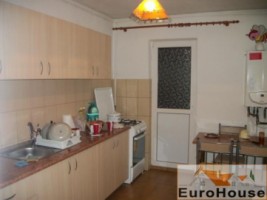 apartament-de-vanzare-3-camere-decomandat-centru-2