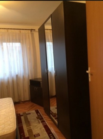 apartament-de-inchiriat-cu-3-camere-centru-2