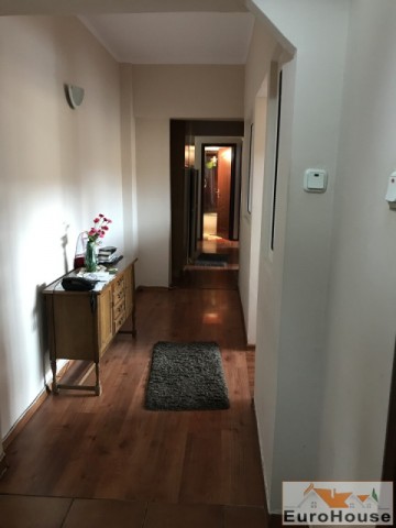 apartament-de-vanzare-4-camere-decomandat-cetate