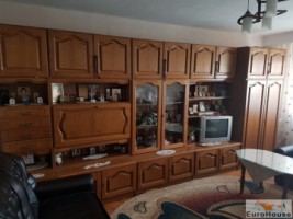 apartament-3-camere-de-vanzare-zona-cetate