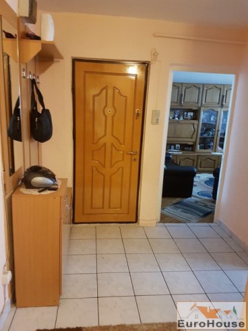 apartament-3-camere-de-vanzare-zona-cetate-7