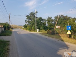 teren-intravilan-de-vanzare-in-ighiu-2