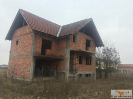 casa-la-rosu-de-vanzare-in-alba-iulia-6