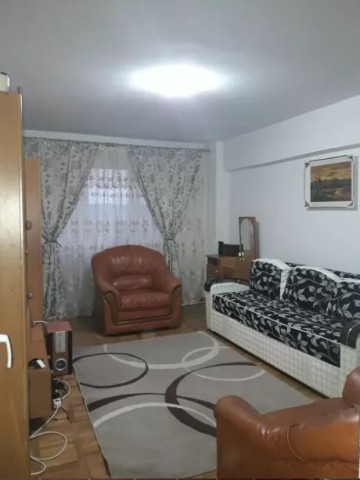 apartament-2-camere-semidecomandat-zona-primaverii-1