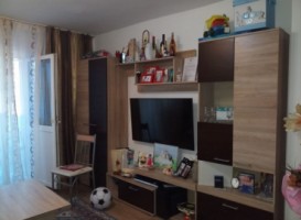 vand-apartament-2-camere-zona-stadion-2