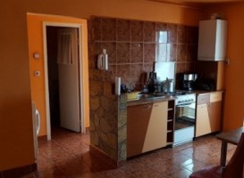 vand-apartament-2-cameredecomandat-in-zona-cetate-mercur