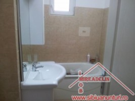 vand-apartament-3-camere-central-str-constitutiei-11