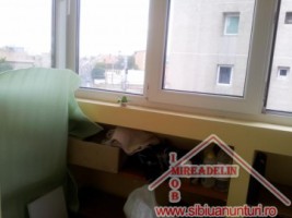 vand-apartament-3-camere-central-str-constitutiei-12