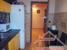 de-vanzare-apartament-4-camere-calea-poplacii-1