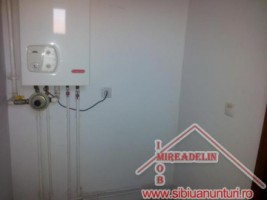 de-vanzare-apartament-la-casa-pretabil-cabinete-6