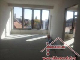 inchiriem-spatiu-birou-140-mp-4-camere-zona-centrala-1