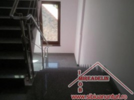 inchiriem-spatiu-birou-140-mp-4-camere-zona-centrala-9