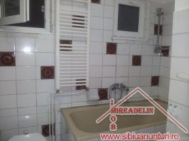 vand-apartament-2-camere-la-casa-str-moara-de-scoarta-6