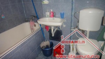 vindem-apartament-2-camere-56mp-bld-mihai-viteazu-6