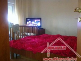 vand-apartament-3-camere-turnisor-str-aleea-iasomiei-5