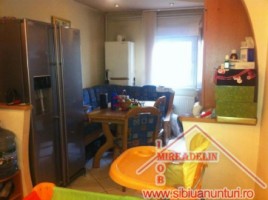 vand-apartament-3-camere-turnisor-str-aleea-iasomiei-8