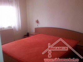 inchiriem-apartament-4-camere-bld-mihai-viteazu-9