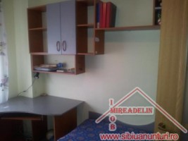 inchiriem-apartament-4-camere-bld-mihai-viteazu-8