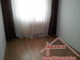 vindem-apartament-3-camere-cartierul-terezian-2