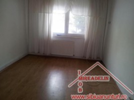 vindem-apartament-3-camere-cartierul-terezian-4