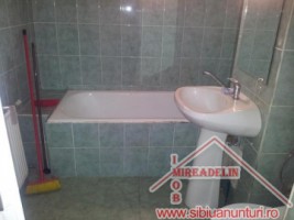 vindem-apartament-3-camere-cartierul-terezian-6