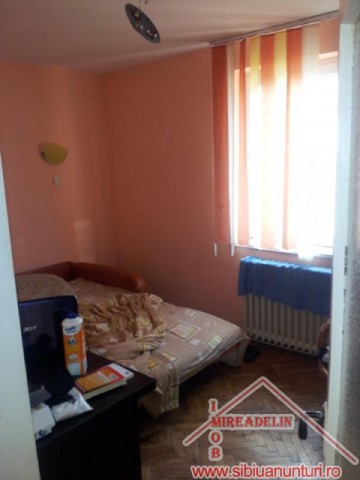 vand-apartament-2-camere-zona-kaufland-3