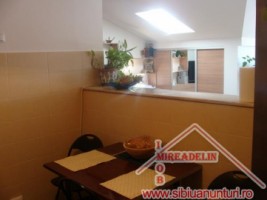 vindem-apartament-la-vila-2-camere-cartier-tilisca-10