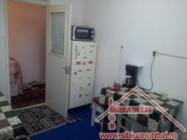 inchiriem-apartament-2-camere-broscarie-1