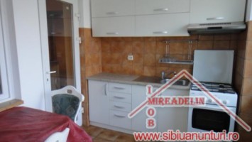 inchiriem-apartament-la-casa-5-camere-zona-turnisor-2
