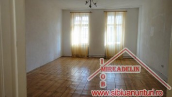 inchiriem-apartament-2-camere-74-mp-ultracentral-3