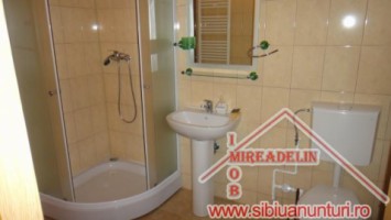 de-inchiriat-apartament-la-mansarda-str-semaforului-5