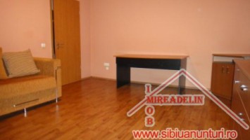 inchiriez-apartament-2-camere-a-intrarea-siretului-5