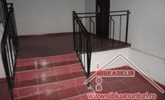 inchiriem-apartament-2-camere-central-zona-garii-12