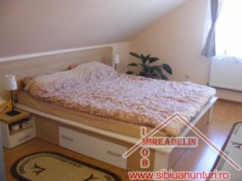 vindem-apartament-la-mansarda-2-nivele-terezian-4