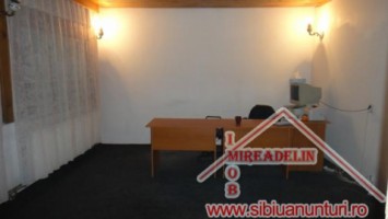 inchiriez-apartament-4-camere-120-mp-zona-trei-stejari-7