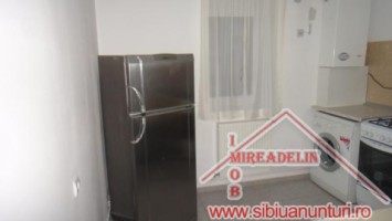 vand-apartament-la-mansarda-107mp-str-semaforului-3