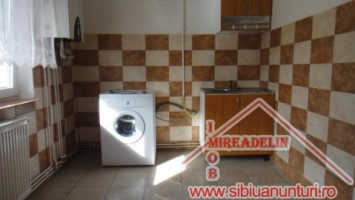 inchiriez-apartament-2-camere-zona-cedonia-5