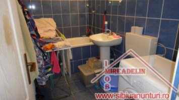 vand-apartament-2-camere-la-mansarda-hipodrom-iii-3