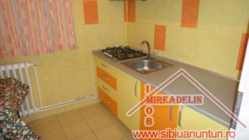 inchiriez-apartament-2-camere-zona-stefan-cel-mare-4