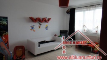 vindem-apartament-2-camere-zona-hipodrom-iv-6