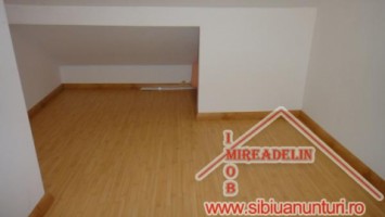 inchiriez-apartament-4-camere-110-mp-zona-hipodrom-ii-11