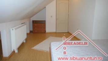 inchiriez-apartament-4-camere-110-mp-zona-hipodrom-ii-13