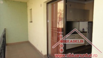 inchiriez-apartament-de-lux-3-camere-zona-mihai-viteazu-8