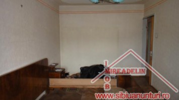 vand-apartament-2-camere-zona-ultracentrala-3