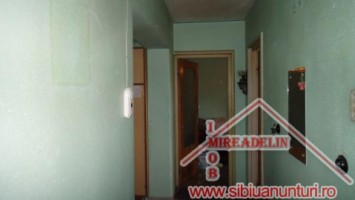 vand-apartament-2-camere-zona-ultracentrala-6