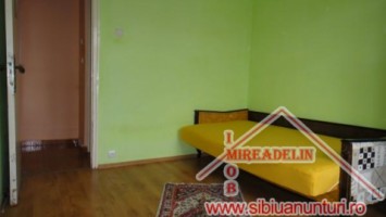 oferta-apartament-2-camere-vasile-aaron-2